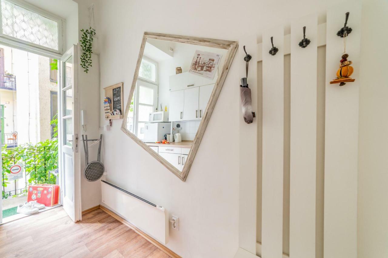 Gabi'S Central Broadway Nest @ Nagymezo Str Budapest Extérieur photo