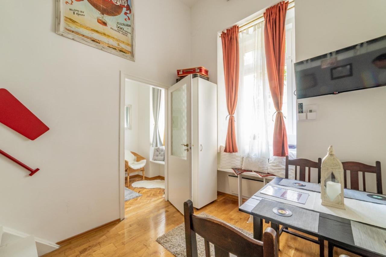 Gabi'S Central Broadway Nest @ Nagymezo Str Budapest Extérieur photo